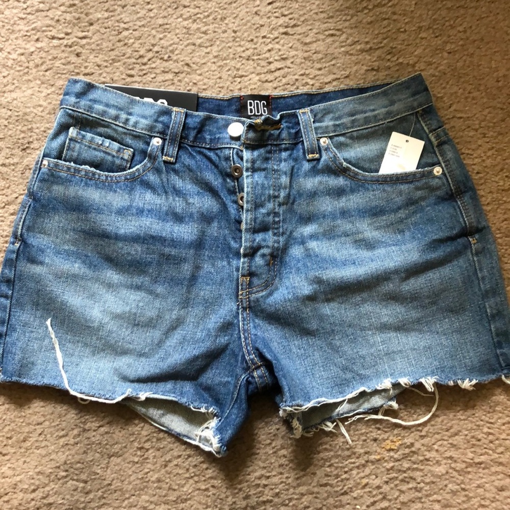 Boyfriend low rise cut off jean shorts